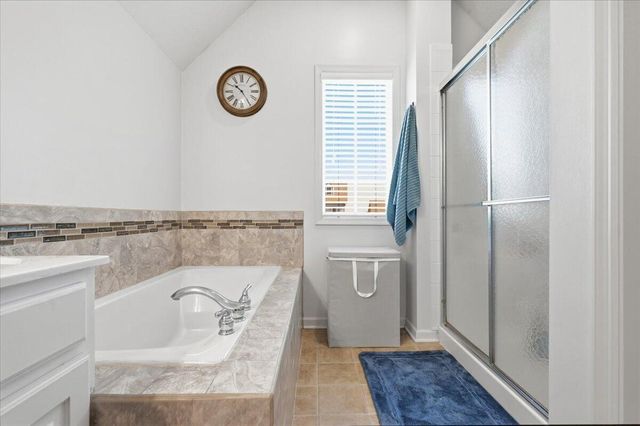 4817 CEDARBROOK Drive, Council Bluffs, IA 51503