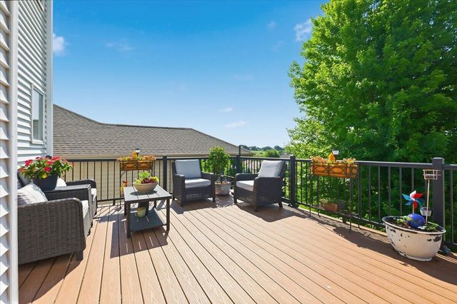 4817 CEDARBROOK Drive, Council Bluffs, IA 51503