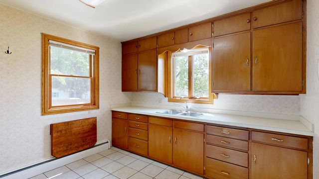 2562 Midland Road, Bay City, MI 48706