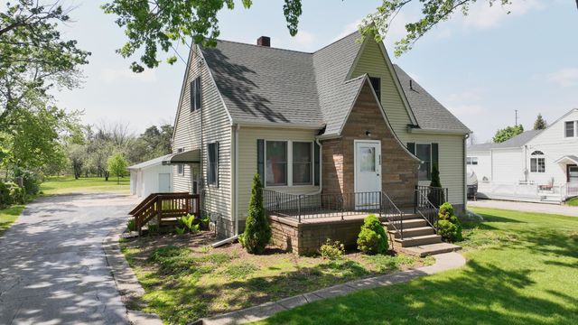 2562 Midland Road, Bay City, MI 48706
