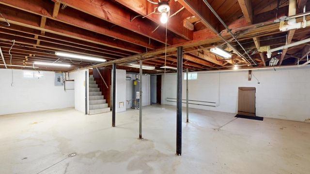 2562 Midland Road, Bay City, MI 48706
