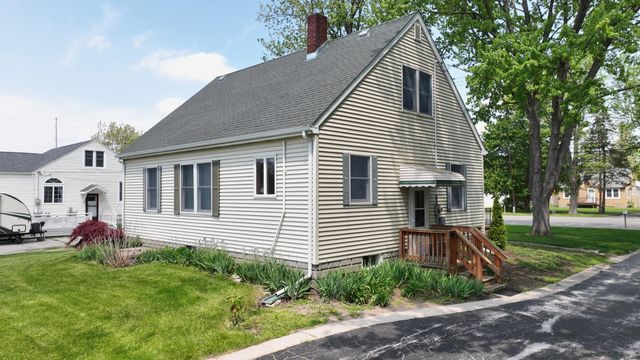 2562 Midland Road, Bay City, MI 48706