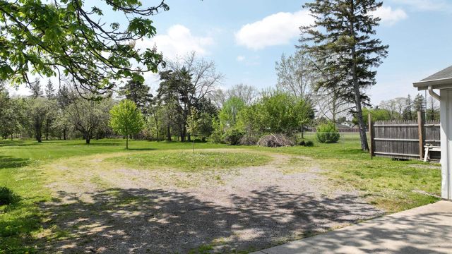 2562 Midland Road, Bay City, MI 48706