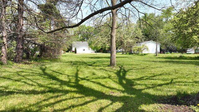 2562 Midland Road, Bay City, MI 48706