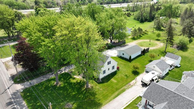 2562 Midland Road, Bay City, MI 48706
