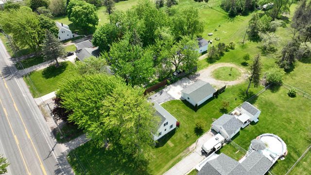 2562 Midland Road, Bay City, MI 48706