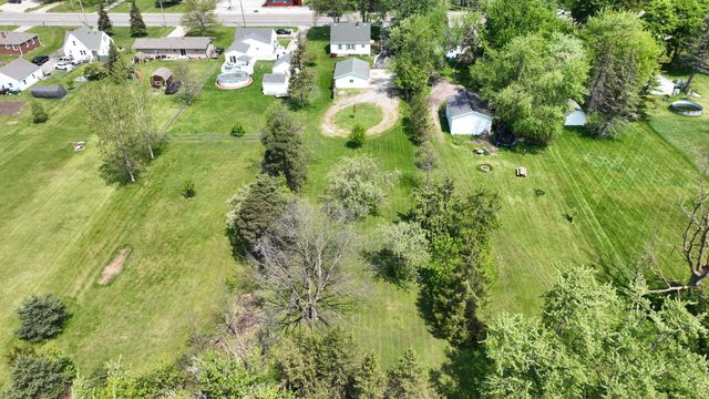 2562 Midland Road, Bay City, MI 48706