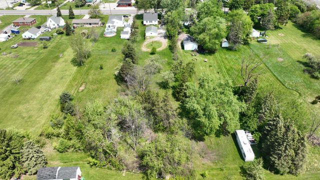 2562 Midland Road, Bay City, MI 48706