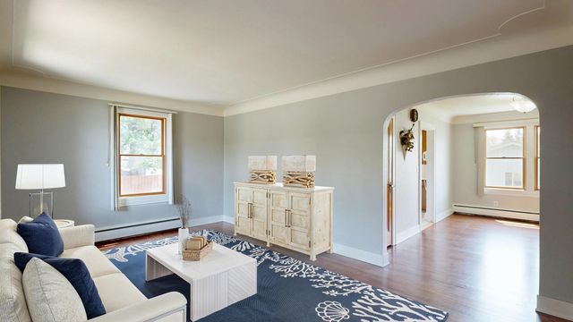 2562 Midland Road, Bay City, MI 48706