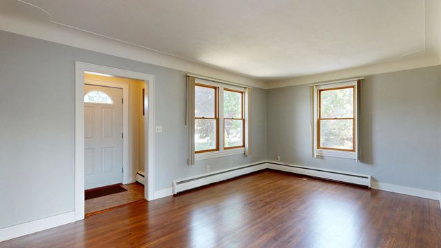 2562 Midland Road, Bay City, MI 48706