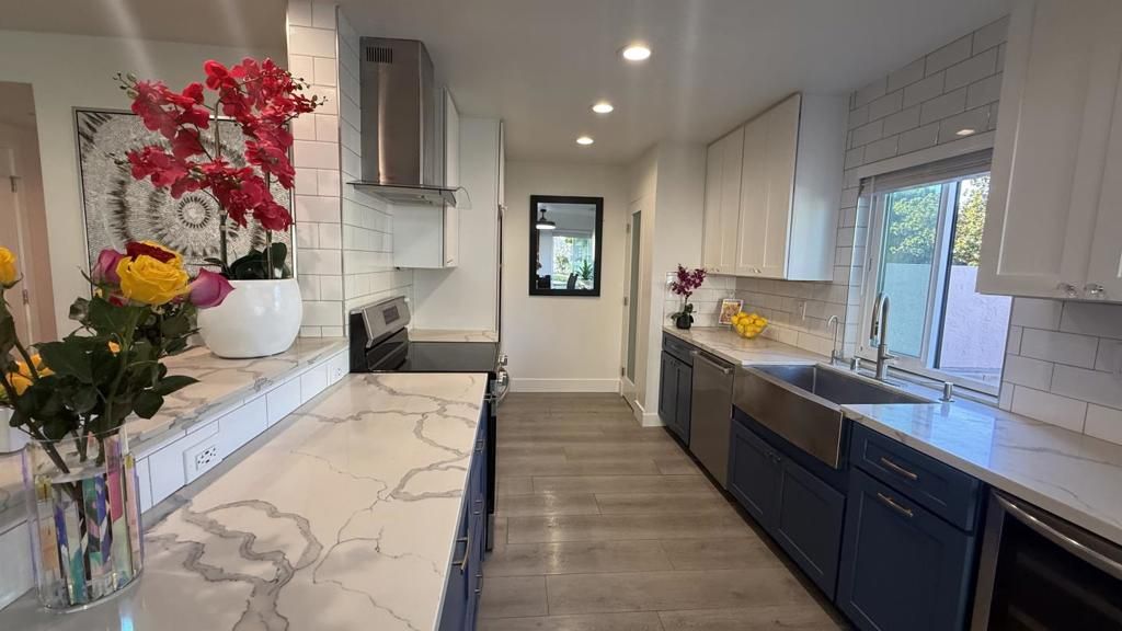 Image 21 of property listing at 112 Kenbrook, San Jose, CA 95111