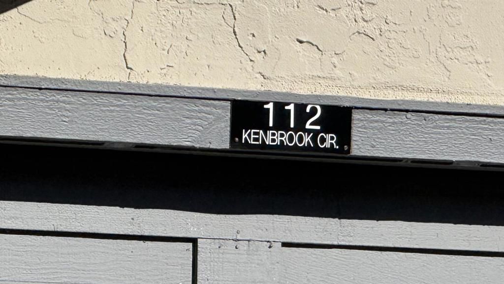 Image 3 of property listing at 112 Kenbrook, San Jose, CA 95111