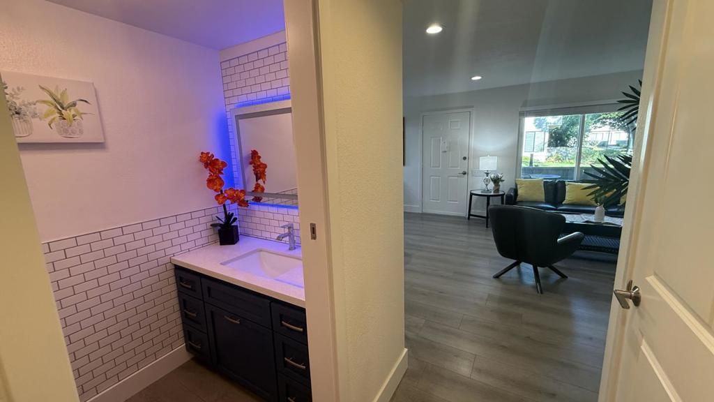Image 32 of property listing at 112 Kenbrook, San Jose, CA 95111