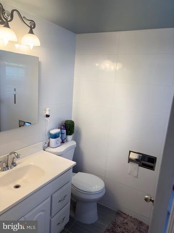 88 GROVE ST, West Deptford, NJ 08086