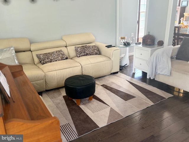 88 GROVE ST, West Deptford, NJ 08086