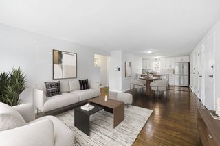27 Arlington Road 13, Woburn, MA 01801
