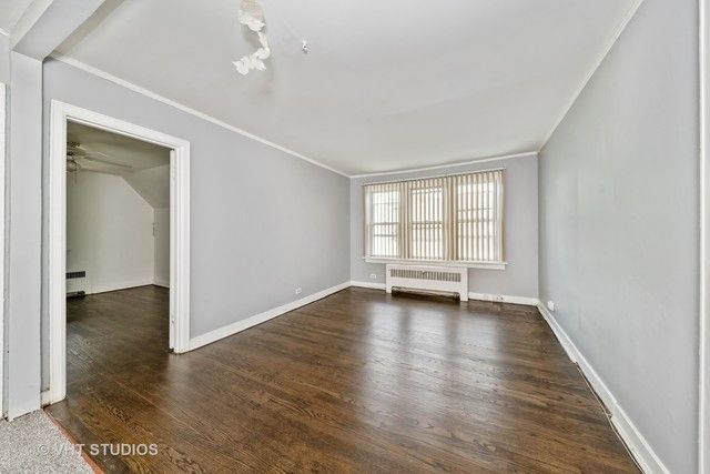 8623 S Vernon Avenue, Chicago, IL 60619