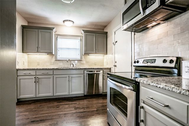 7410 Caillet Street, Dallas, TX 75209