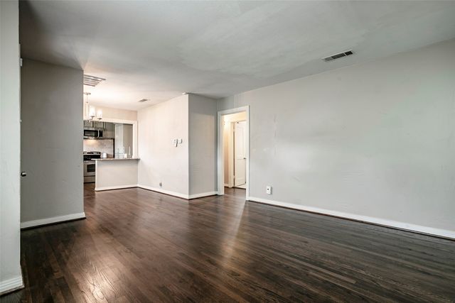 7410 Caillet Street, Dallas, TX 75209