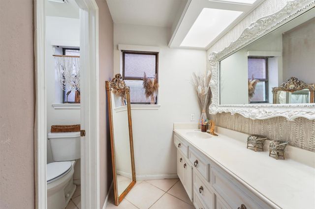 1506 Sahara Drive, Crosby, TX 77532