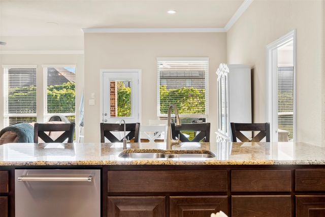 3606 Brighton Drive, Midlothian, TX 76065