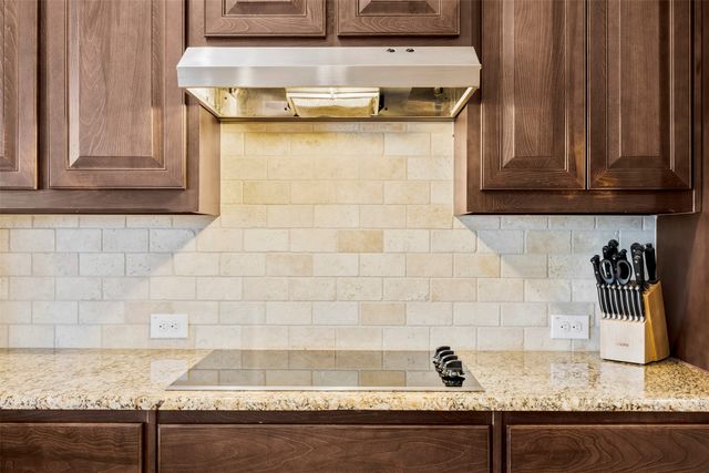 3606 Brighton Drive, Midlothian, TX 76065