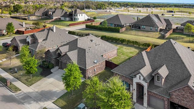 3606 Brighton Drive, Midlothian, TX 76065