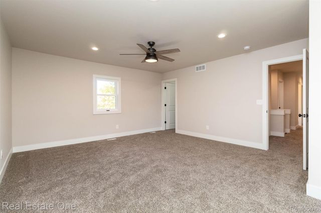 5485 Hammersmith Drive, West Bloomfield Charter Township, MI 48322