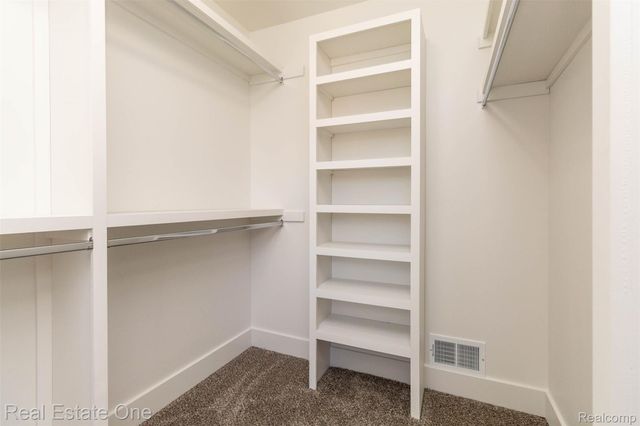 5485 Hammersmith Drive, West Bloomfield Charter Township, MI 48322