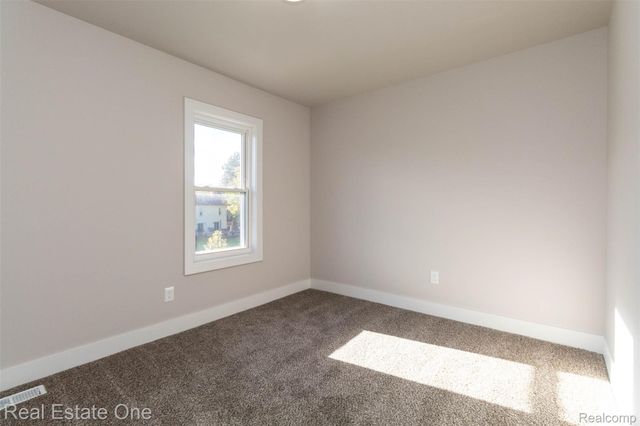 5485 Hammersmith Drive, West Bloomfield Charter Township, MI 48322