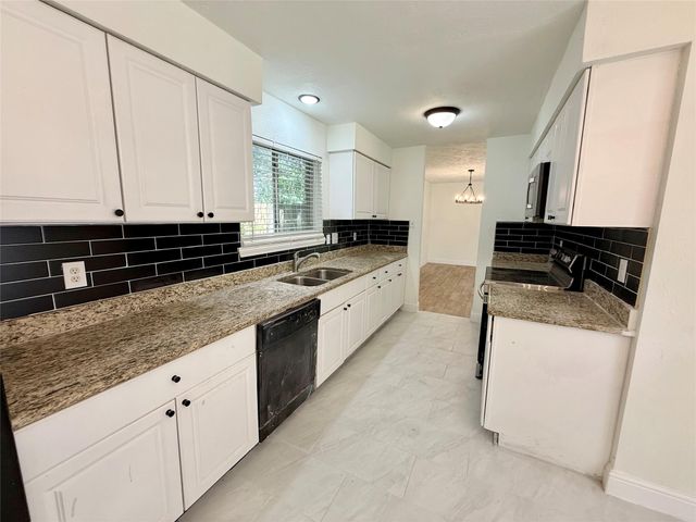 3731 Gamlin Bend Drive, Houston, TX 77082