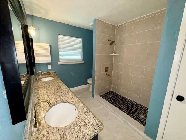 3731 Gamlin Bend Drive, Houston, TX 77082