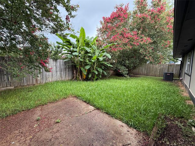 3731 Gamlin Bend Drive, Houston, TX 77082