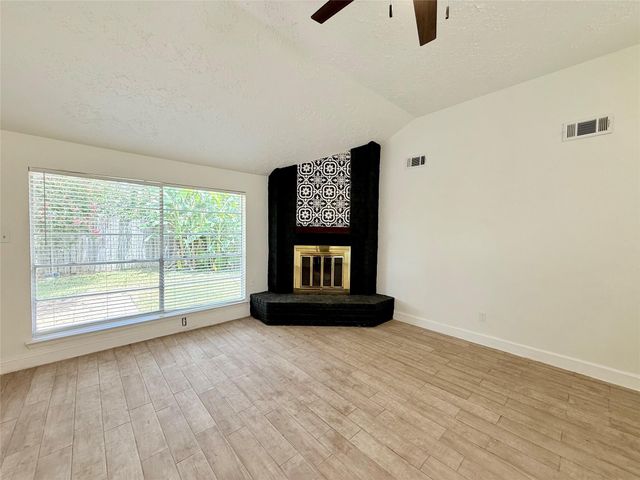 3731 Gamlin Bend Drive, Houston, TX 77082