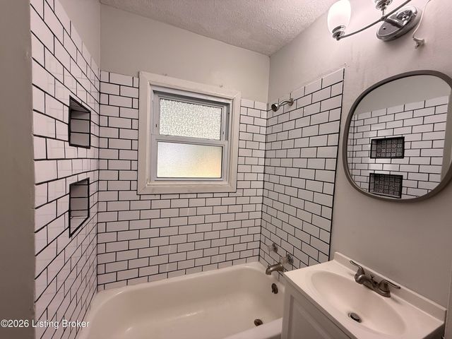 506 E Brandeis Ave, Louisville, KY 40217