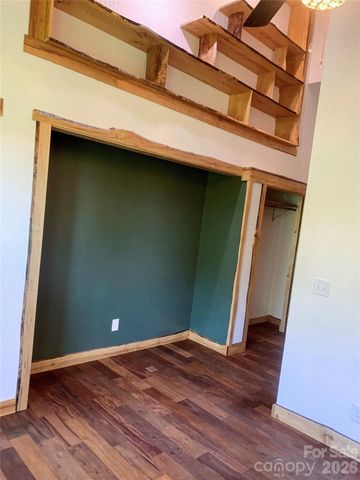 143 Eagles Avenue, Lake Lure, NC 28746