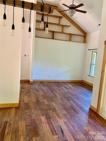 143 Eagles Avenue, Lake Lure, NC 28746