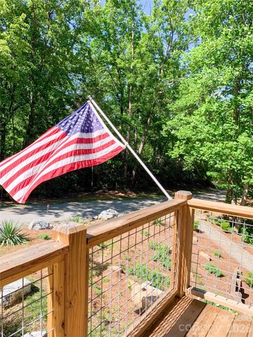 143 Eagles Avenue, Lake Lure, NC 28746