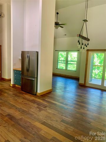 143 Eagles Avenue, Lake Lure, NC 28746