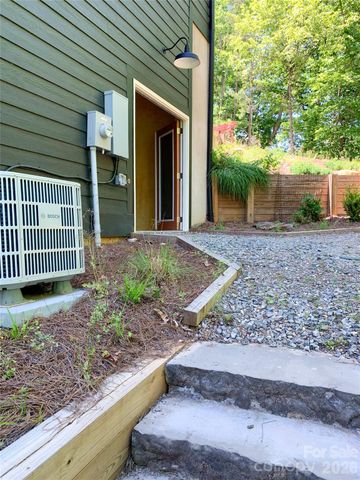 143 Eagles Avenue, Lake Lure, NC 28746