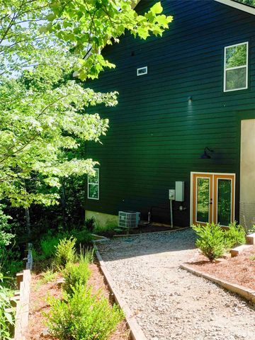 143 Eagles Avenue, Lake Lure, NC 28746