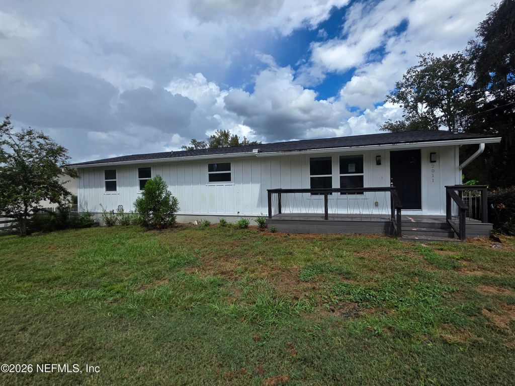 2011 CORNELL Road, Middleburg, FL 32068