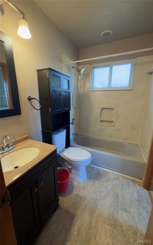 2061 Ridgeway Drive, Arnold, MO 63010