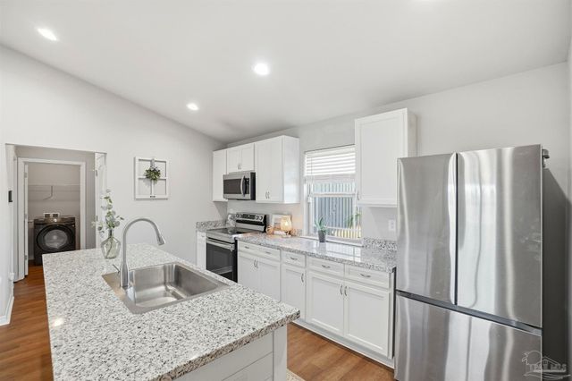 3549 Godwin Rd, Jay, FL 32565