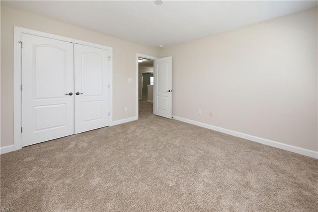 2566 River Watch DR, Suffolk, VA 23434