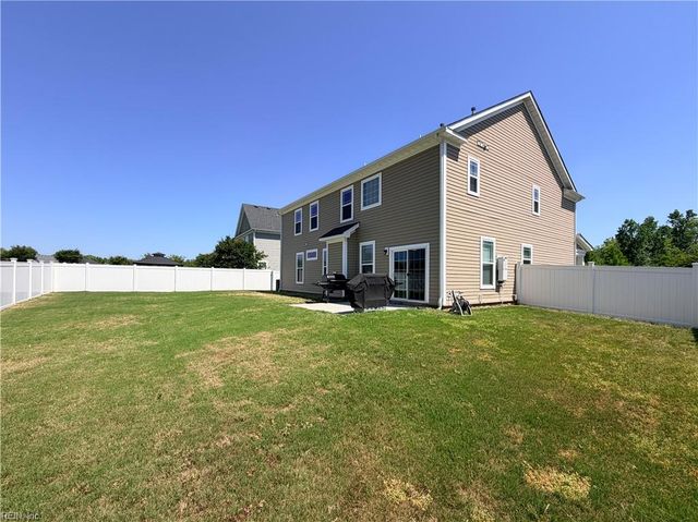 2566 River Watch DR, Suffolk, VA 23434