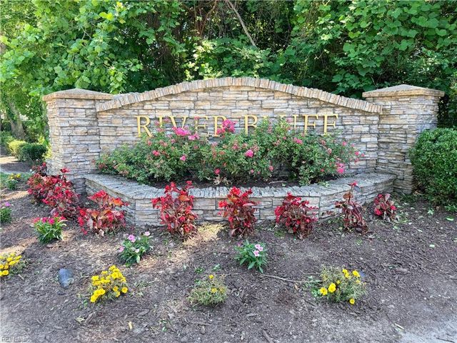 2566 River Watch DR, Suffolk, VA 23434