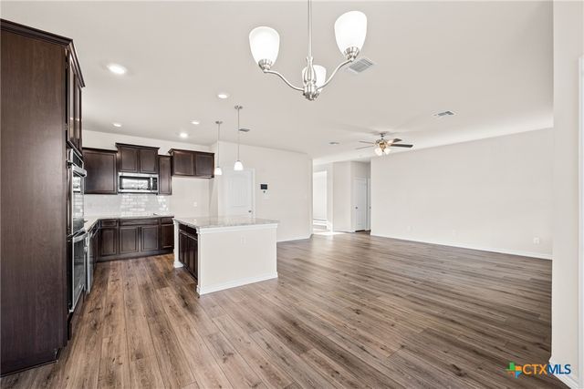 5008 Hacienda Drive, Killeen, TX 76549