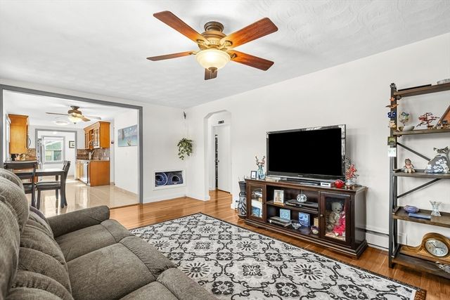 139 Summer St, Framingham, MA 01701