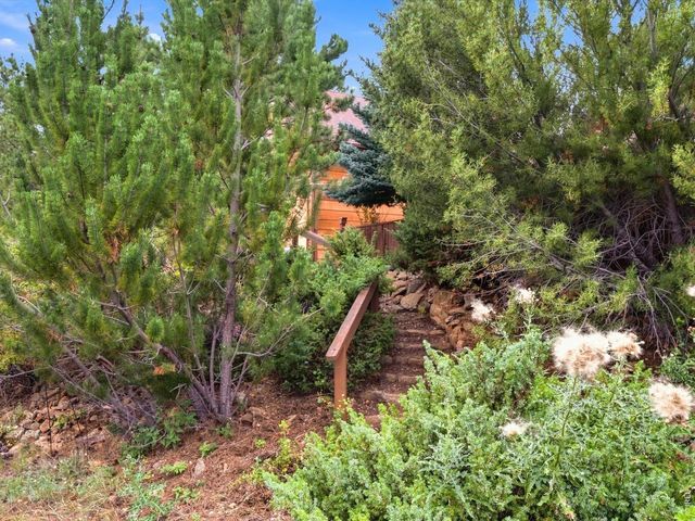 611 Sanborn Dr, Estes Park, CO 80517